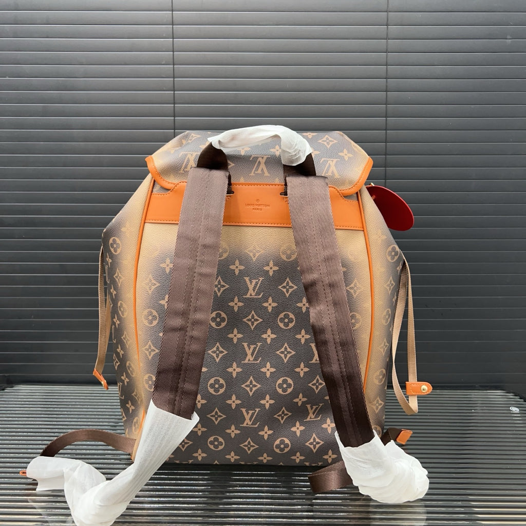 New V Logo handmade Leather fashion BagsXC052024022403