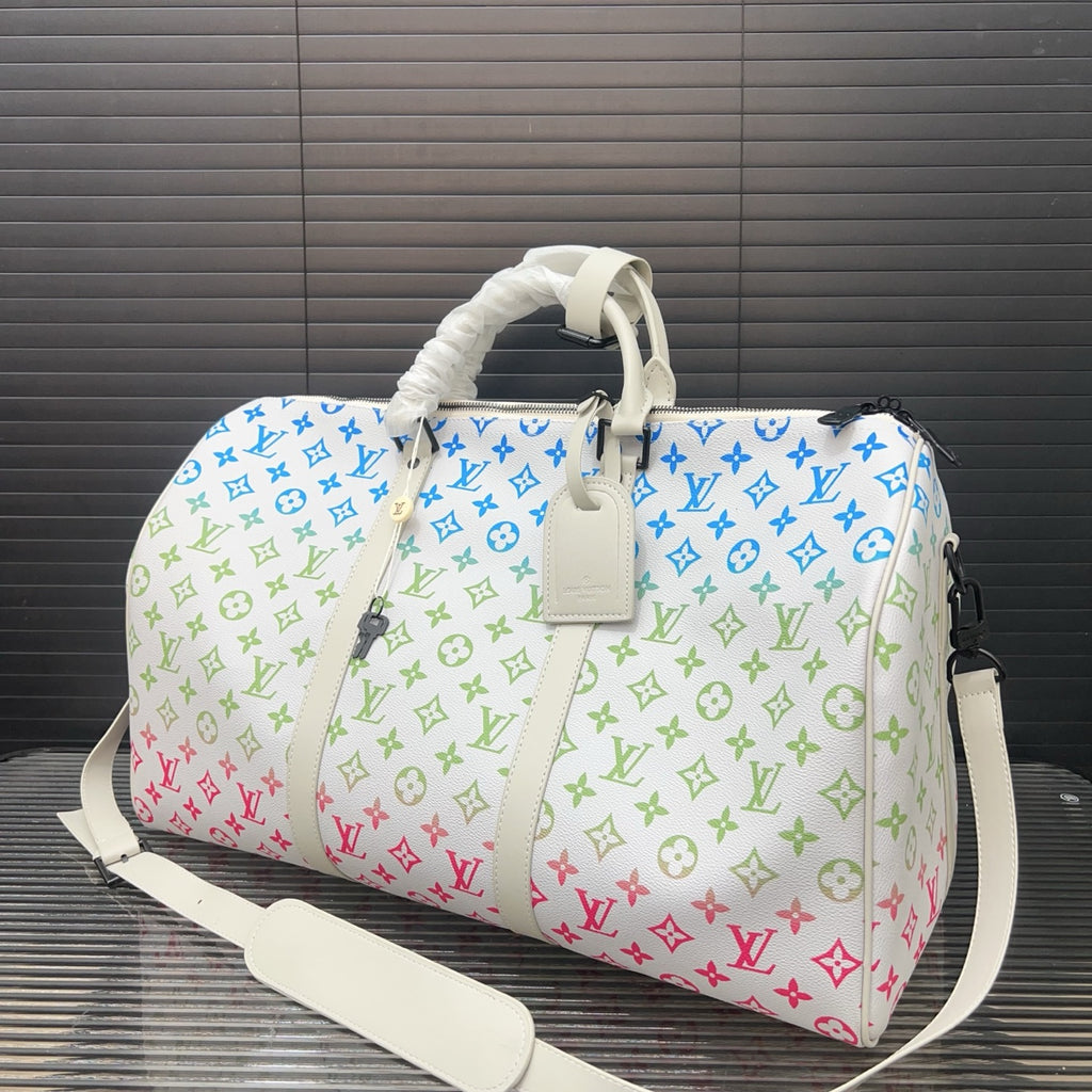 New V Logo Fashion Handmade BagsXC052025040105