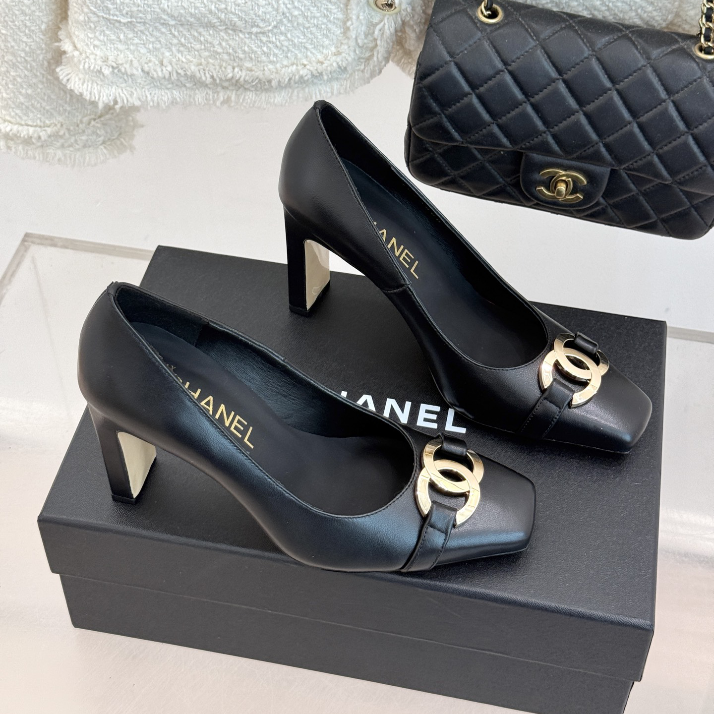 New Black and White Leather Women's HeelsXC052026052206