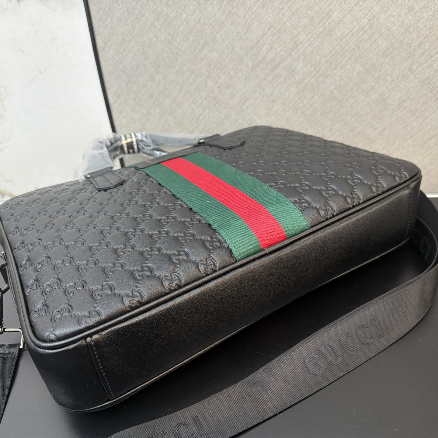New Black Leather Men's bagsXC052026042213