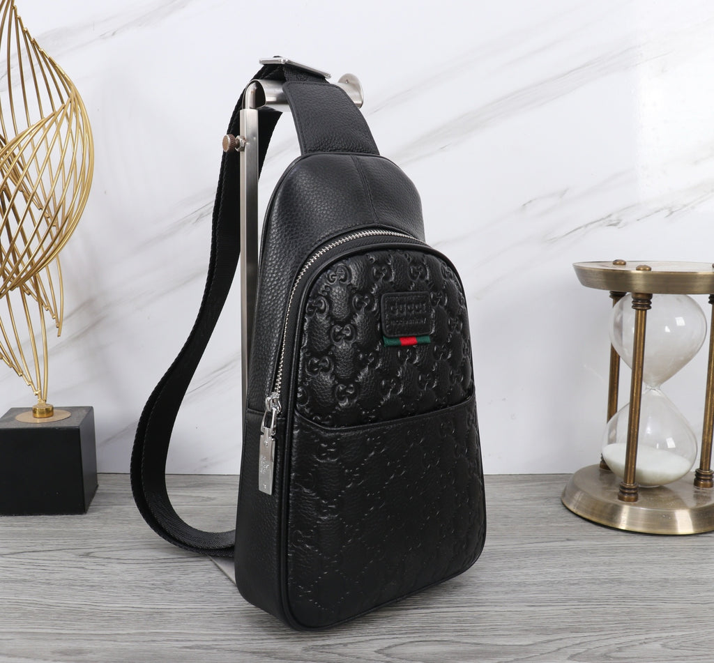 New G Logo Real Leather Men's bagsXC052025081311