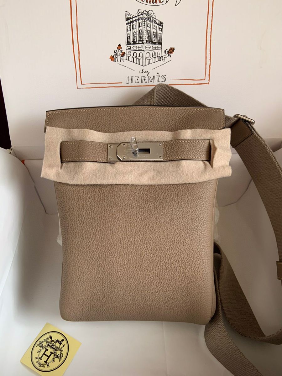 New Cow  Leather H Fashion male and female chest bagsXC052025120403