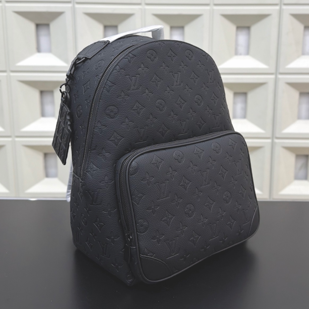 New fahion Leather handmade men's BackpackXC052026012601