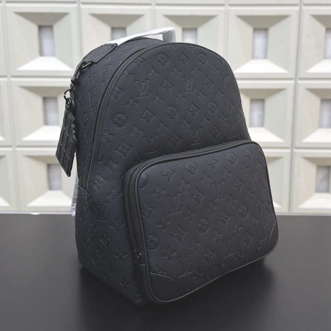 New fahion Leather handmade men's BackpackXC052026012601