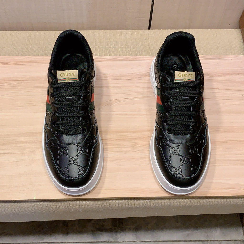 New fashion handmade Men's SneakersXC052026041701