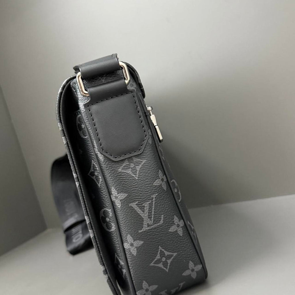 New Fashion Leather V bagsXC052025012202