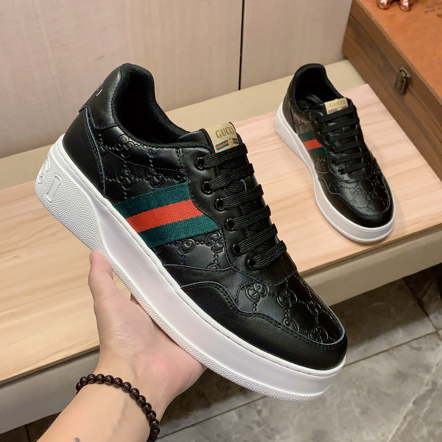 New fashion handmade Men's SneakersXC052026041701