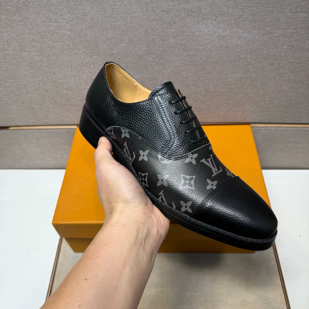 New Handmade V men's Dress ShoesXC052025121502