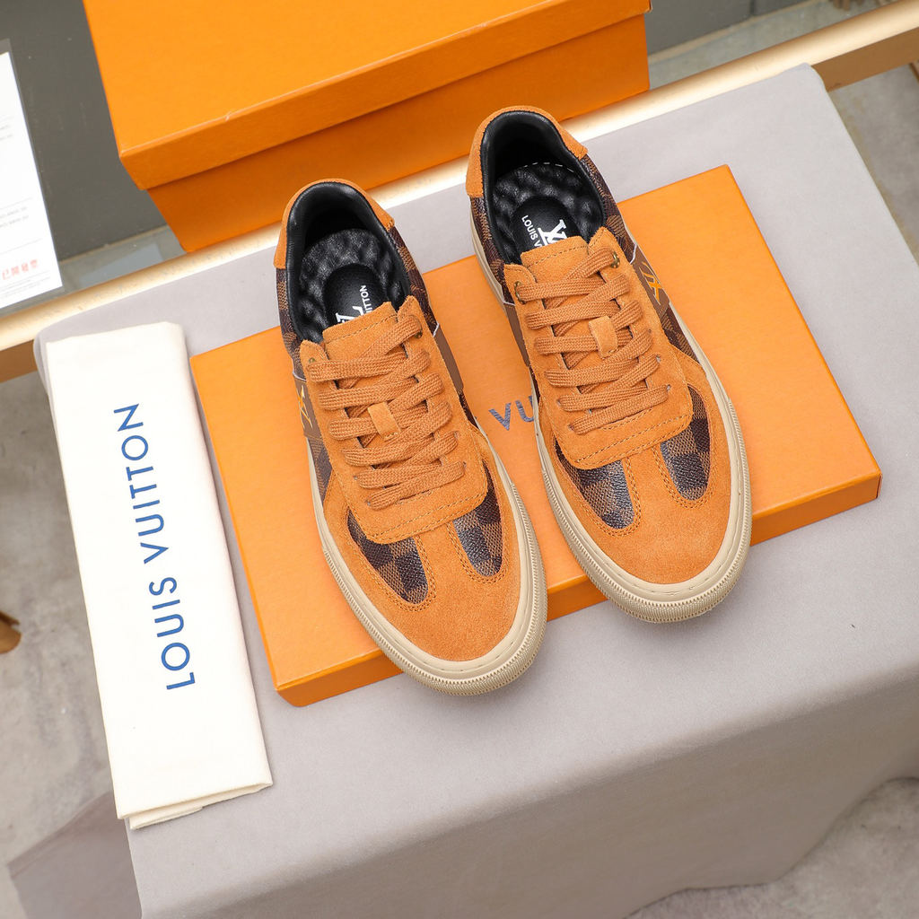 New Leather Fashion V Logo Men's sneakersXC052025110608