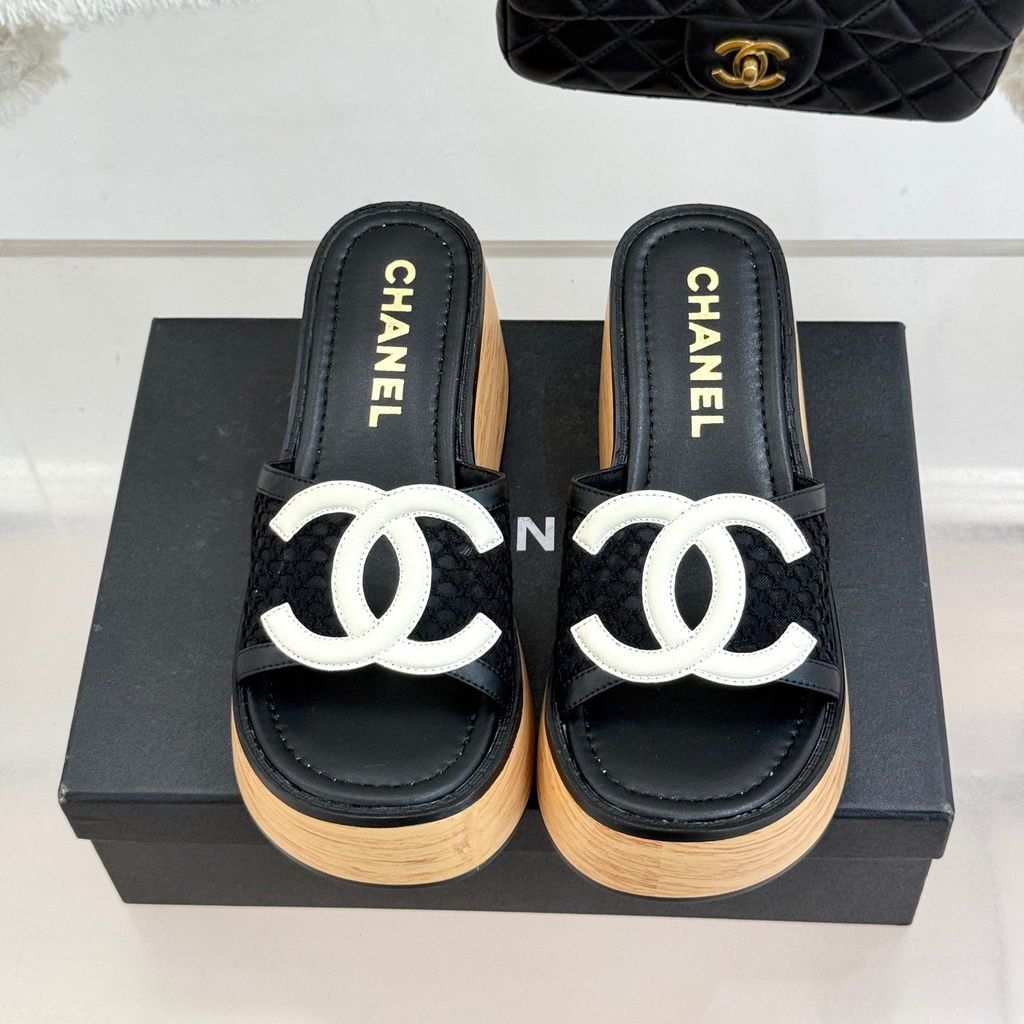 new arrival fashion C logo women's slippersXC052026041401