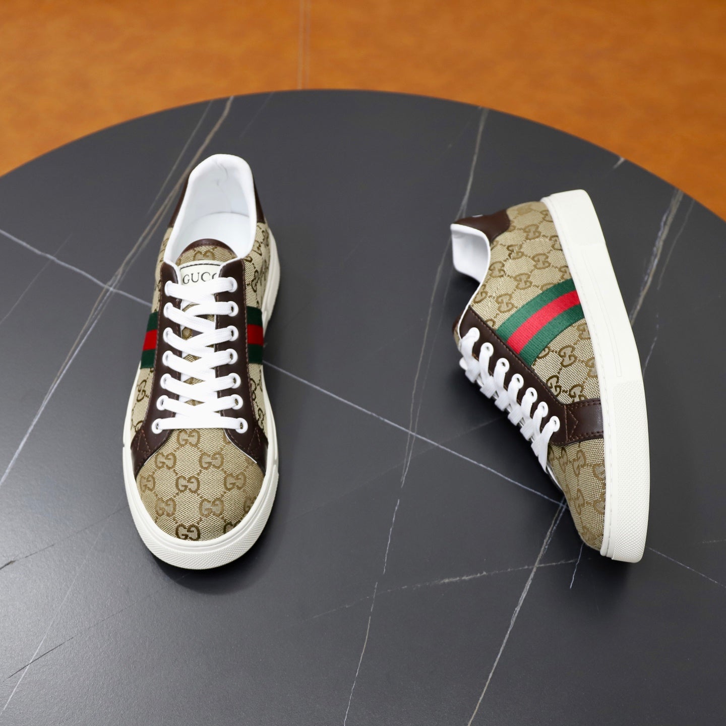 New Whtie fashion handmade Men's SneakersXC052026040202