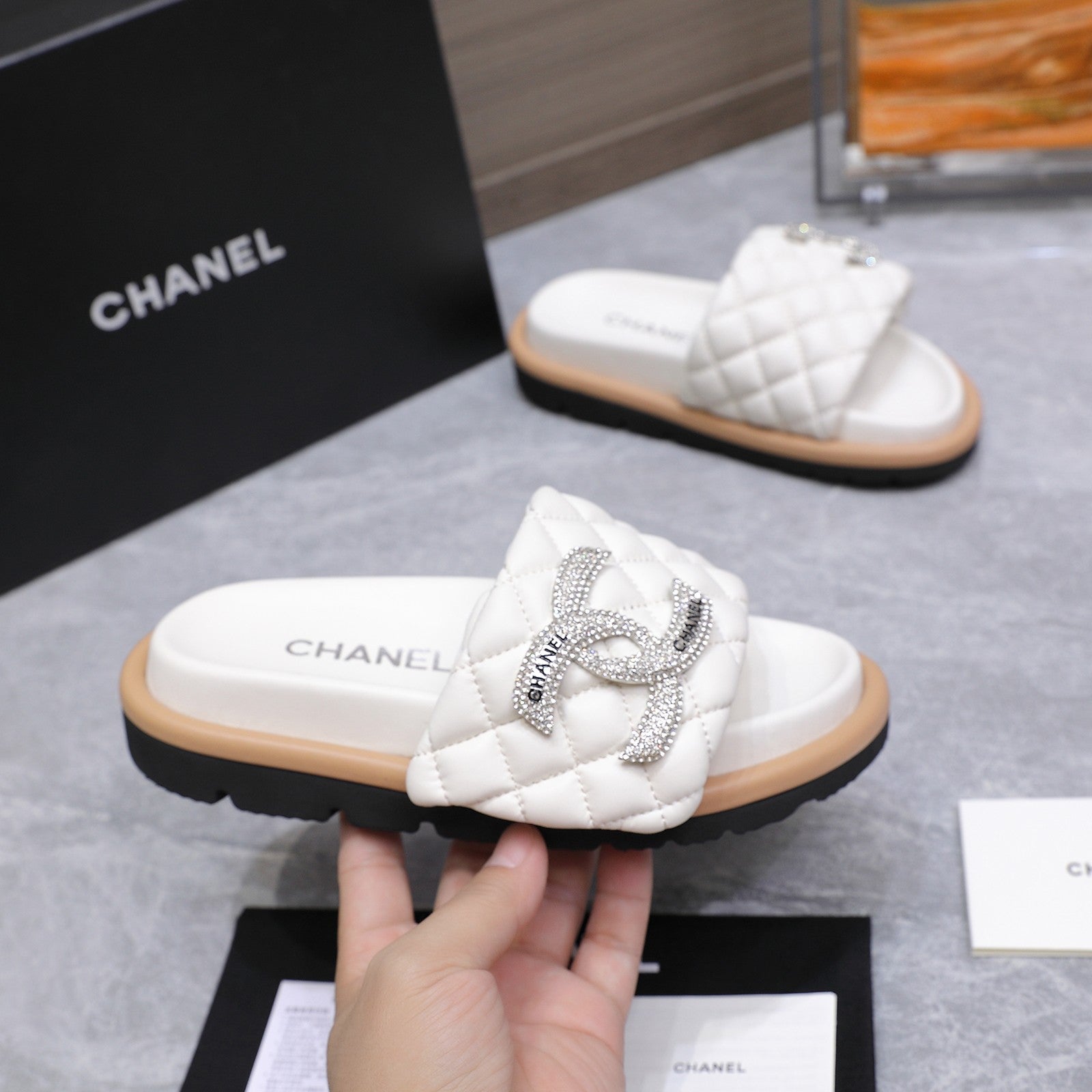 New Black and White Fashion Women's ShoesPD052026032516