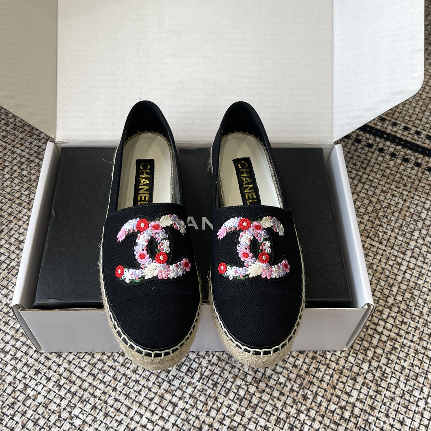 New Black and White Fashion Women's SneakersPD052026032514
