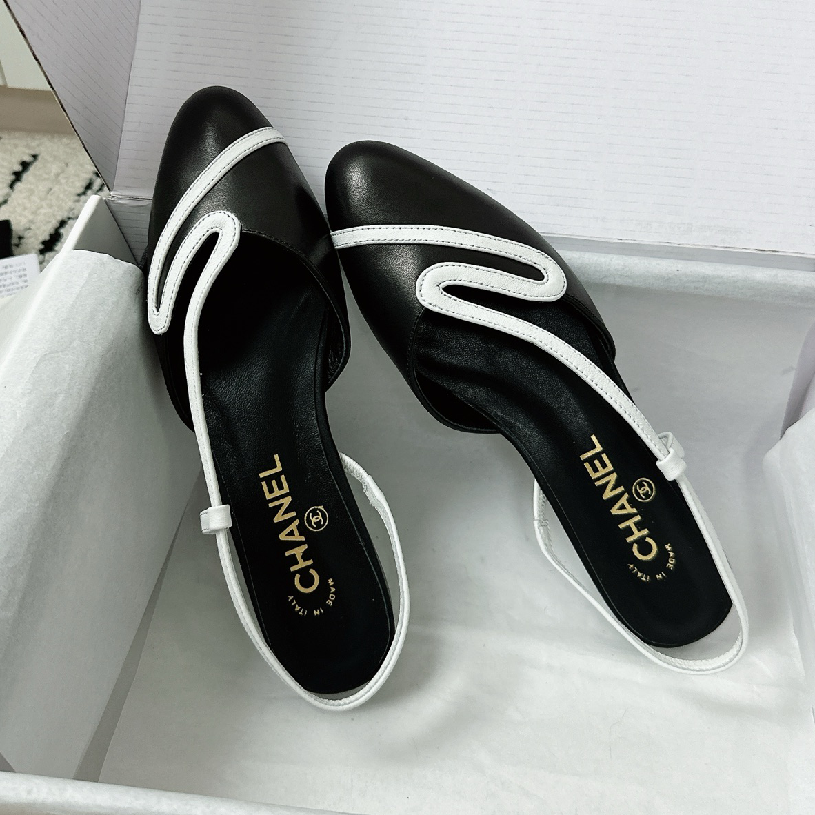 New Fashion Whtie and Black Womens's High-HeeledXC052026070303