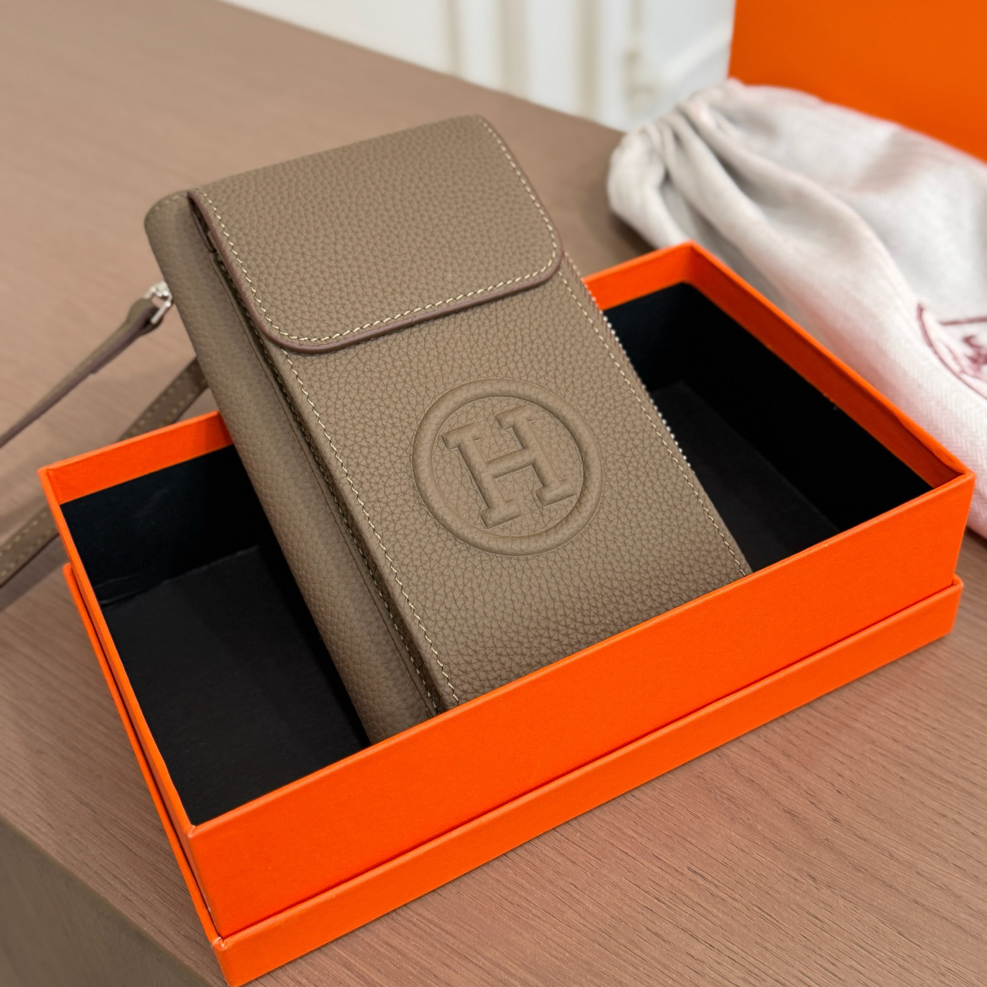 New Fashion Handmade Leather walletXC052026070905