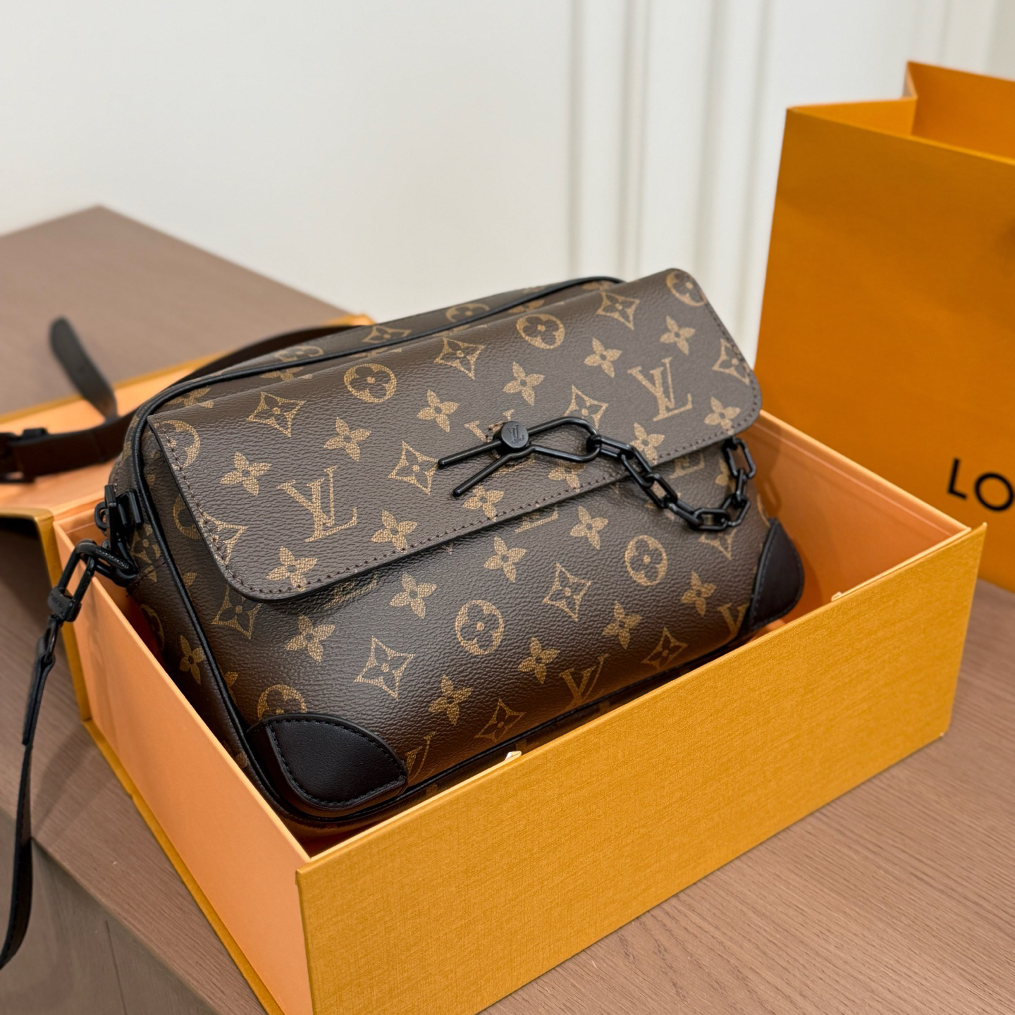 New Fashion Handmade Leather bagsXC052026071302