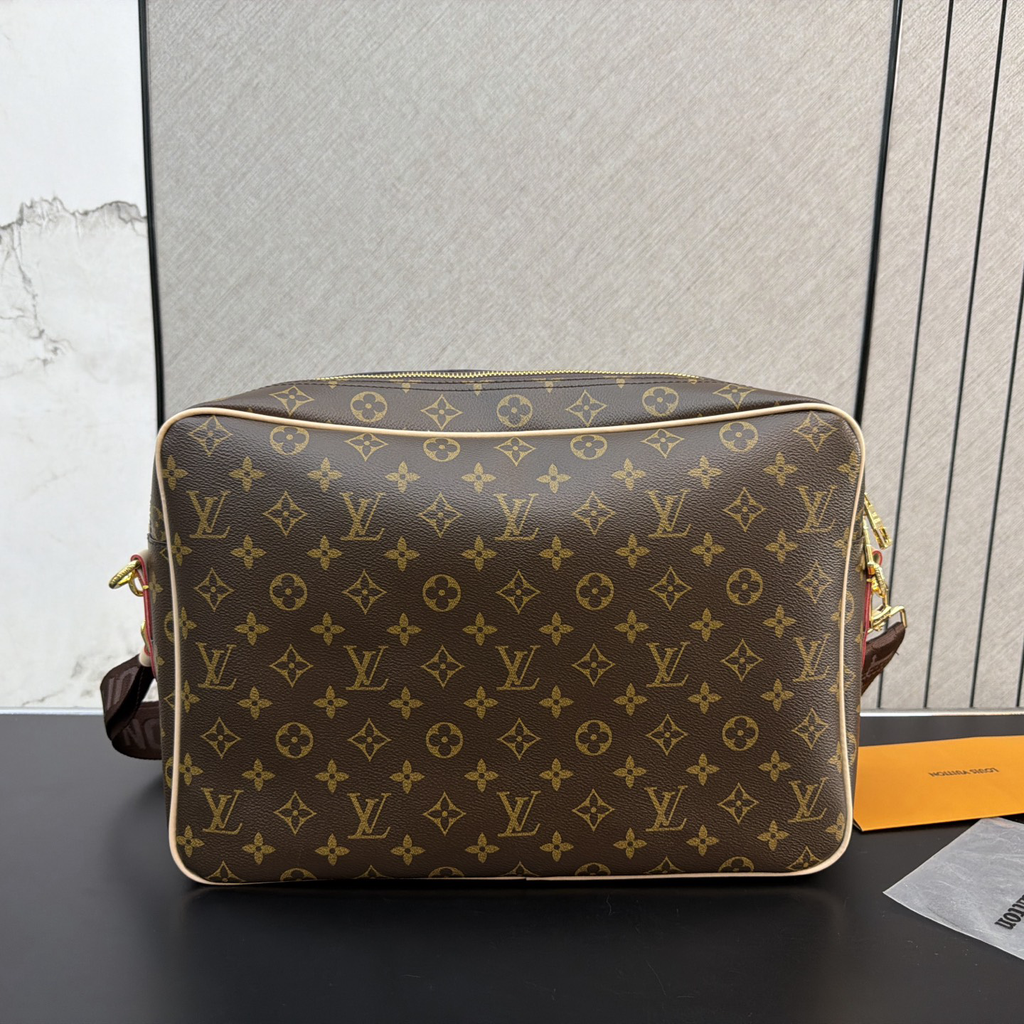 New Fashion Handmade Leather bagsXC052026072205